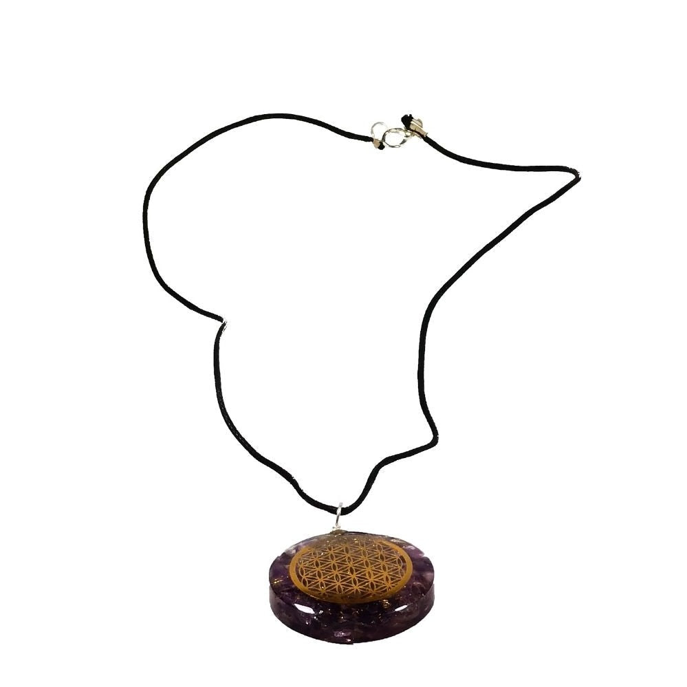 Collier avec pendentif orgone en améthyste - Bijoux Zen Réunion